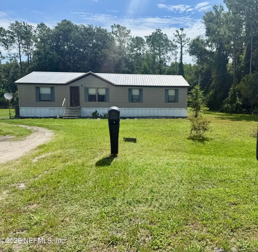 318 Lakeshore Drive, Georgetown, FL 32139 - #2