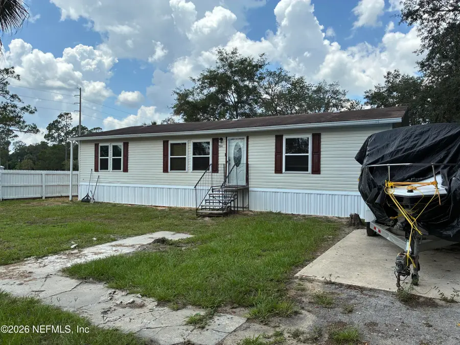 104 Reaves Avenue, Interlachen, FL 32148 - #3