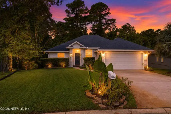 1712 Chandelier W Circle, Jacksonville, FL 32225