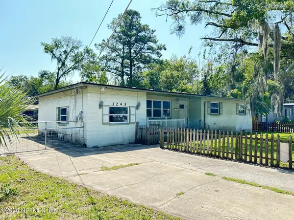 3243 De Carlo Lane, Jacksonville, FL 32277