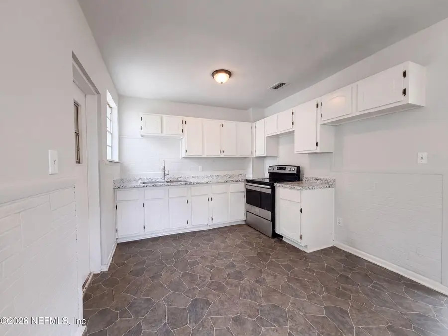 8951 Adams Avenue, Jacksonville, FL 32208 - #2