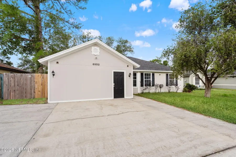6952 Huntington Woods E Circle, Jacksonville, FL 32244 - #2