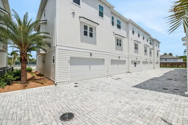 1035 1st N Avenue, Jacksonville Beach, FL 32250