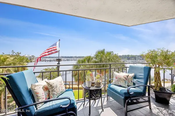 4401 Lakeside Drive #303, Jacksonville, FL 32210