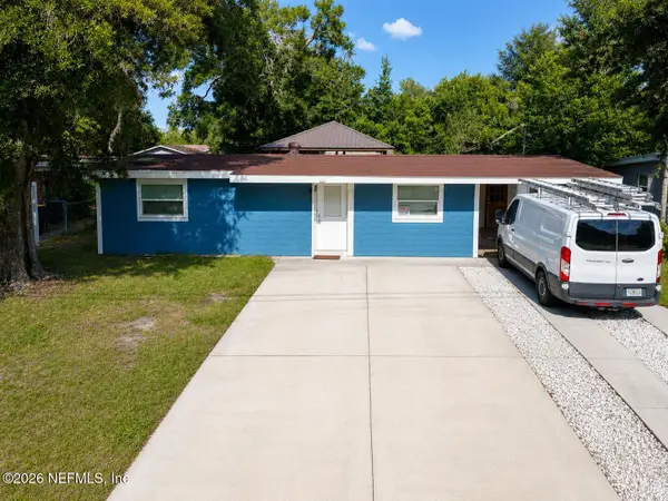 5813 Ridgeway E Road, Jacksonville, FL 32244