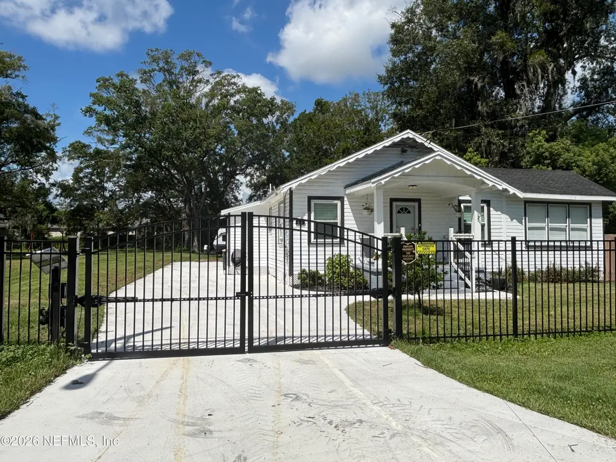 830 W Palm Avenue, Jacksonville, FL 32254 - #1