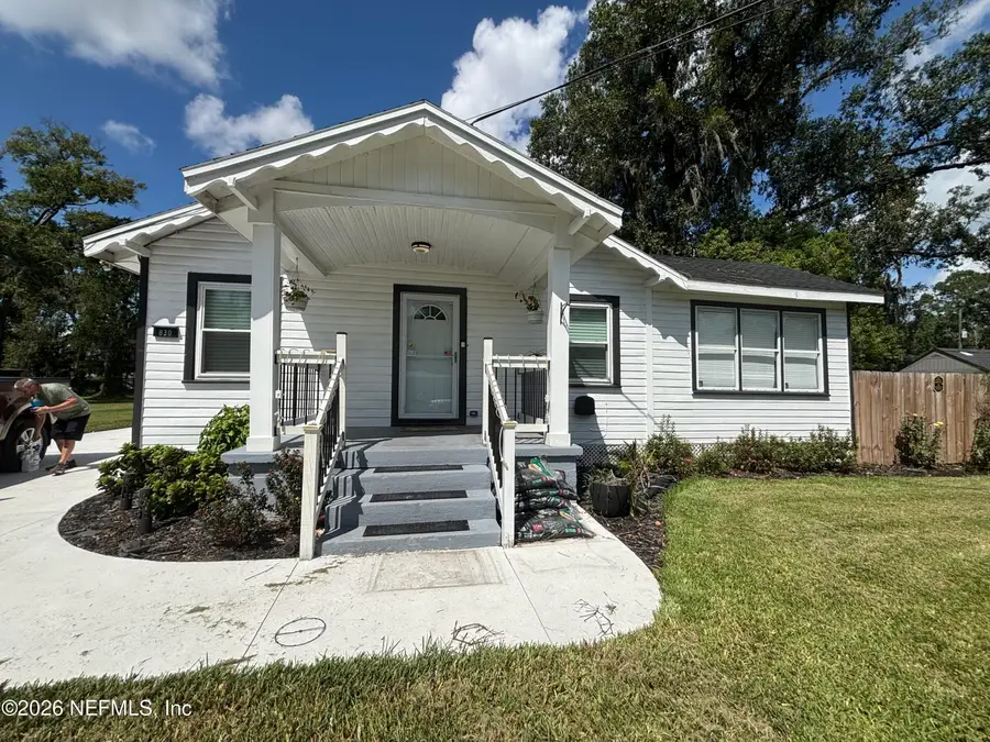 830 W Palm Avenue, Jacksonville, FL 32254 - #2