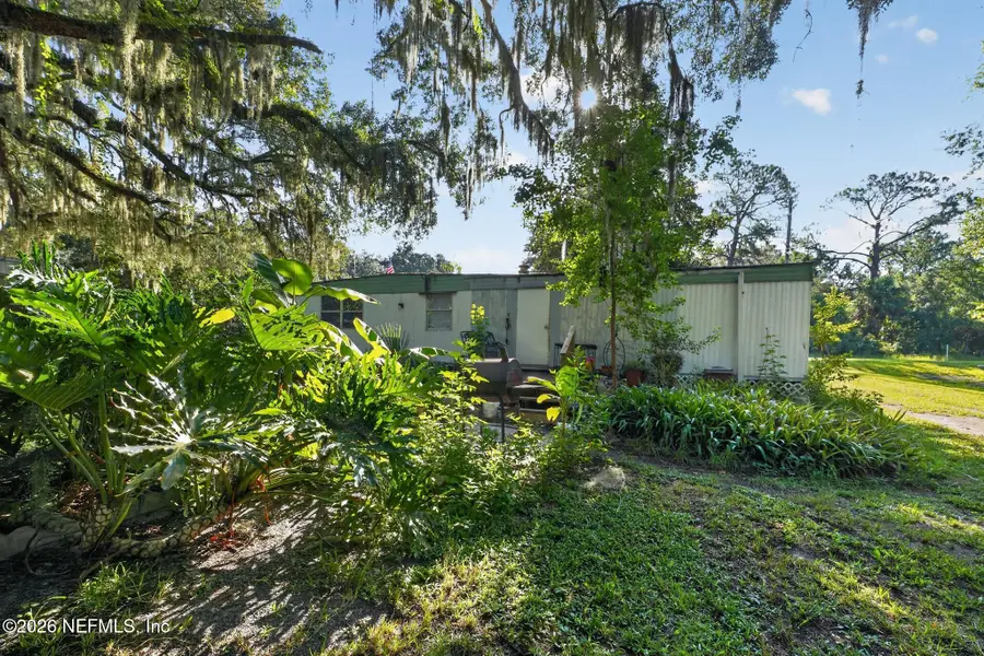 113 Cypress Point Circle, East Palatka, FL 32131 - #2