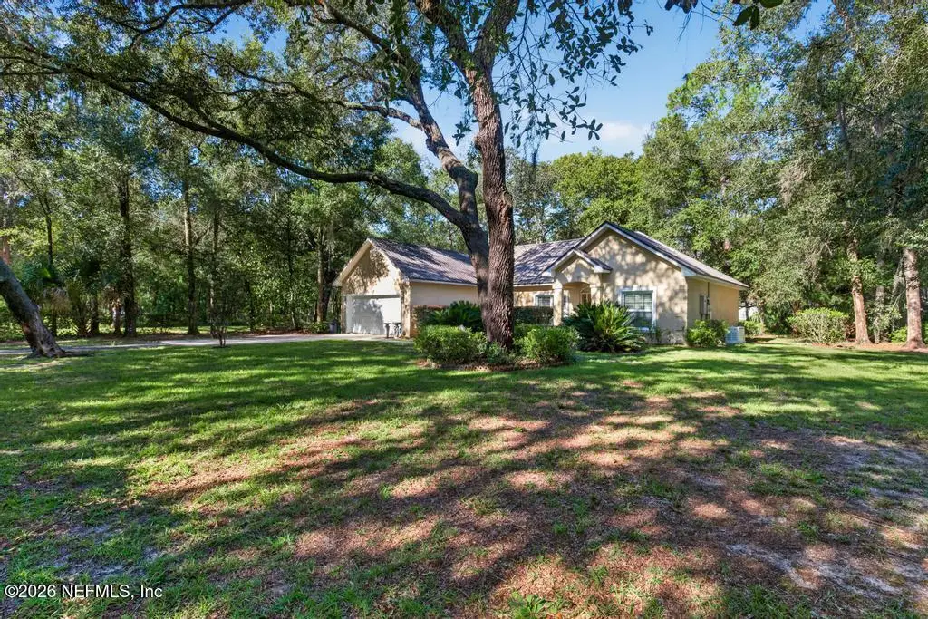 305 S Fillmore Avenue, Interlachen, FL 32148 - #1