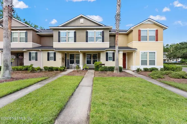 625 Oakleaf Plantation Parkway #715, Orange Park, FL 32065