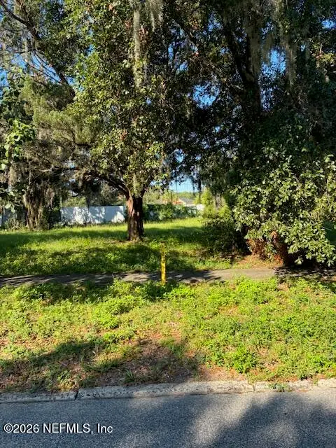 605 N Magnolia Avenue, Green Cove Springs, FL 32043