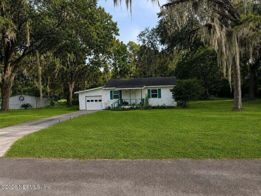 423 Holiday Drive, Interlachen, FL 32148 - #2