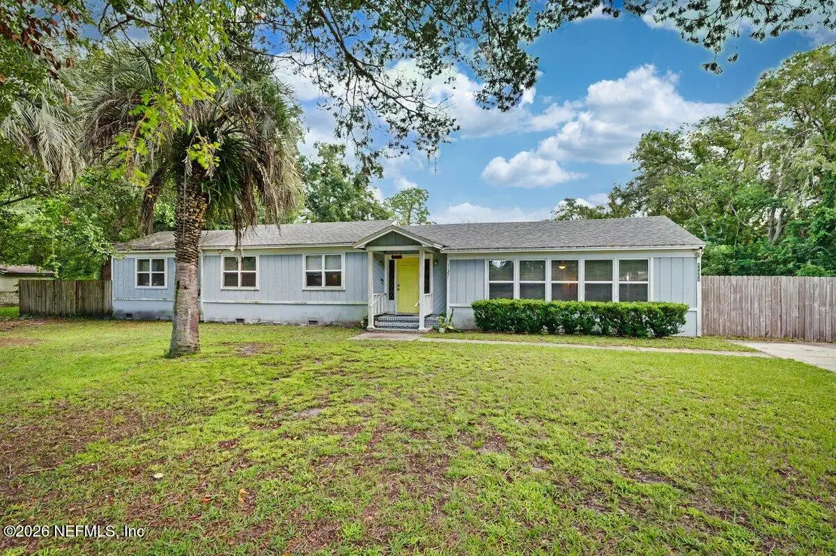 11351 W Court Boulevard, Jacksonville, FL 32218 - #1