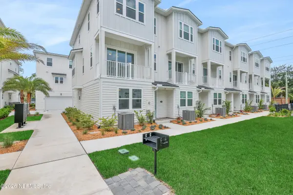 1003 N 1st Avenue, Jacksonville Beach, FL 32250