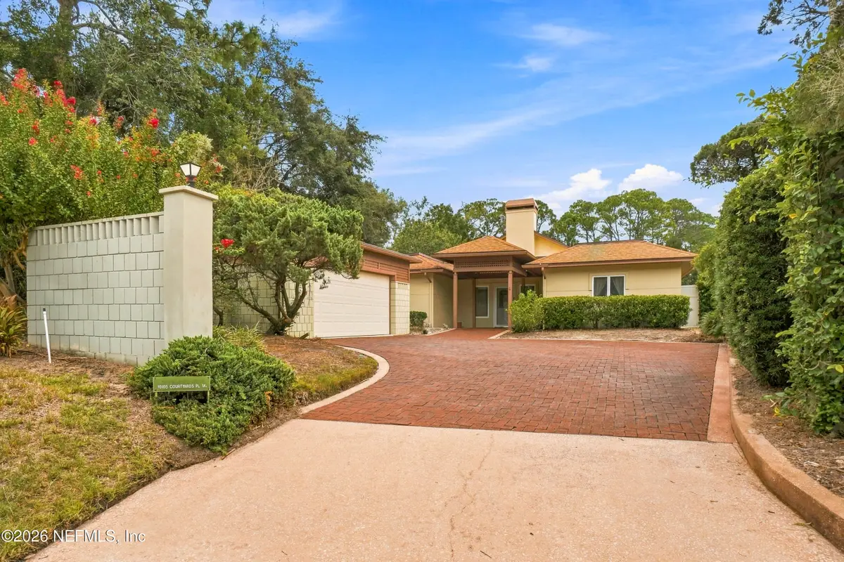 10105 Courtyards W Place, Jacksonville, FL 32256 - #1