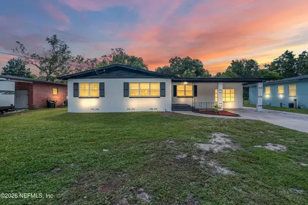 7456 Greenway Drive, Jacksonville, FL 32244