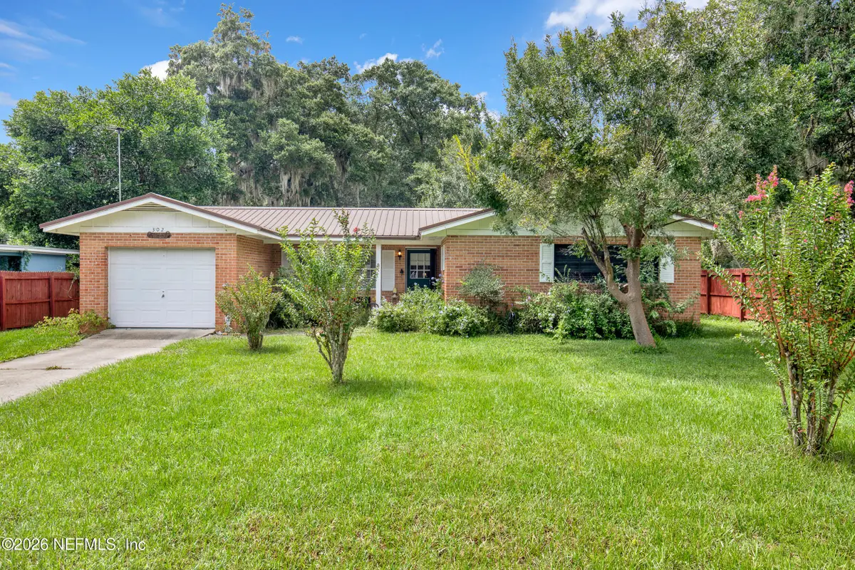 302 Westover Circle, Palatka, FL 32177 - #1