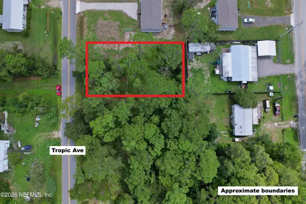 317 Tropic Avenue, Satsuma, FL 32189