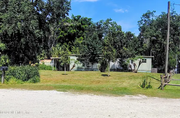 117 Breezewood Circle, San Mateo, FL 32187