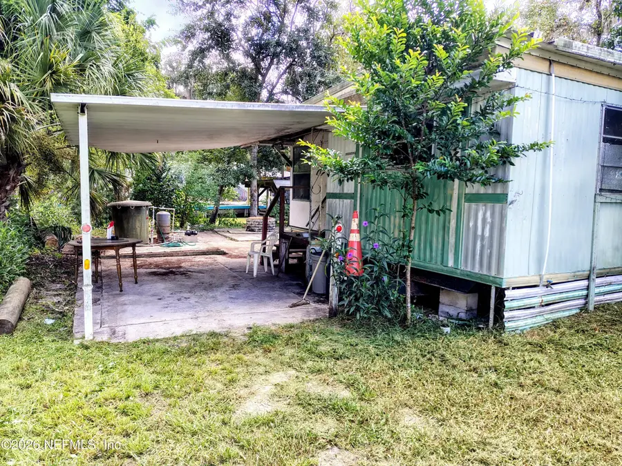 117 Breezewood Circle, San Mateo, FL 32187 - #2