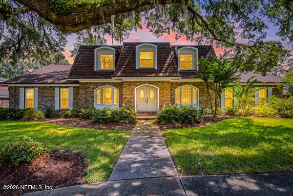 4575 Oak Bay W Drive, Jacksonville, FL 32277