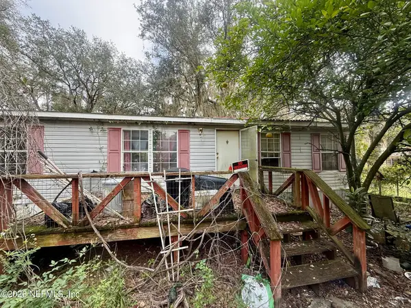 542 Cordell Avenue, Interlachen, FL 32148