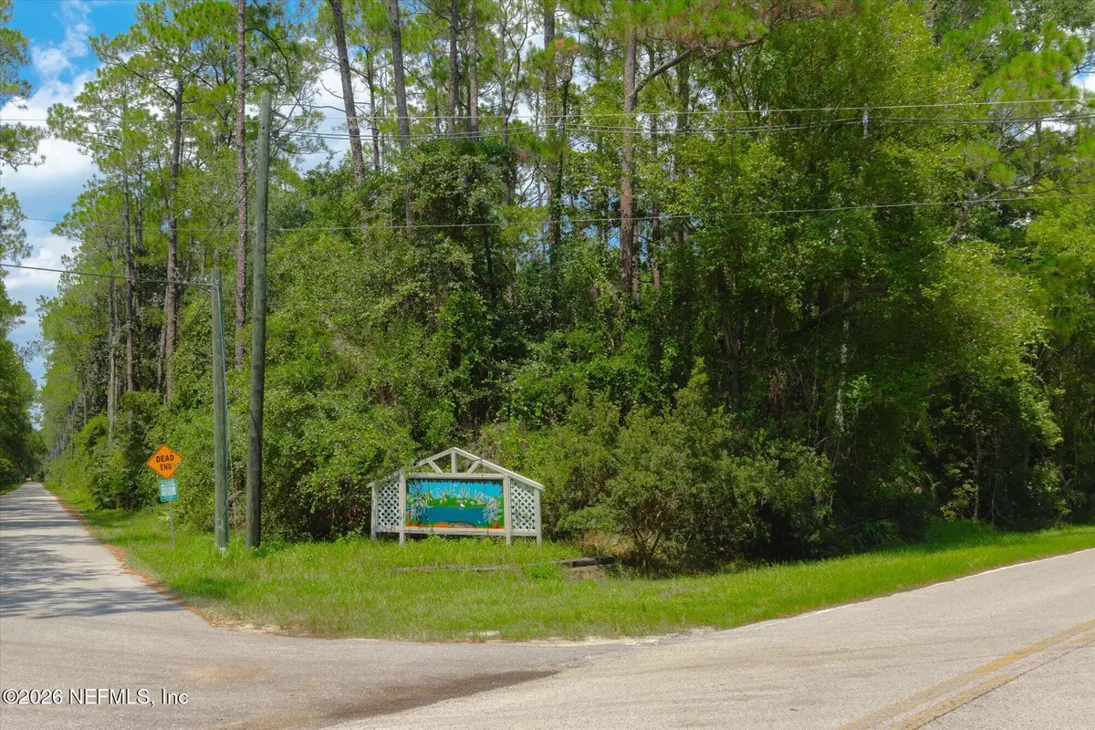 106 E Warren Avenue, East Palatka, FL 32131 - #1