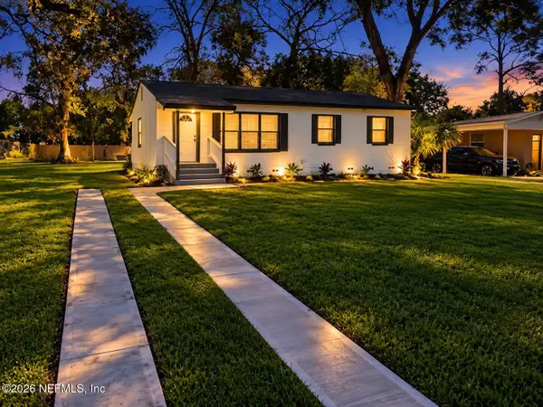 10521 Briarcliff E Road, Jacksonville, FL 32218