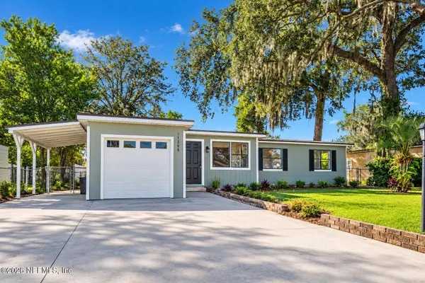 11266 Andrea Drive, Jacksonville, FL 32218