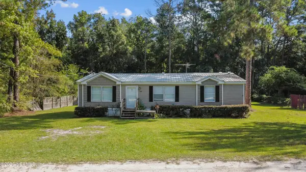8417 Creekside Drive, Macclenny, FL 32063