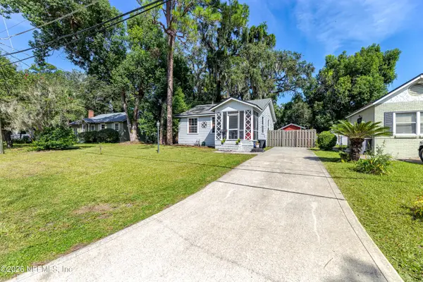 1711 Orlando N Circle, Jacksonville, FL 32207