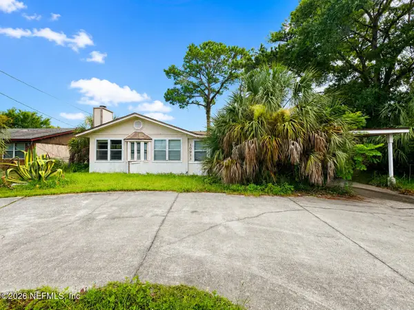 10933 Luana N Drive, Jacksonville, FL 32246