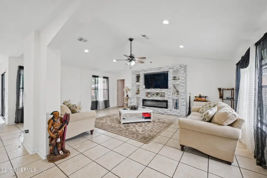 8210 Hot Springs S Drive, Jacksonville, FL 32244 - #3