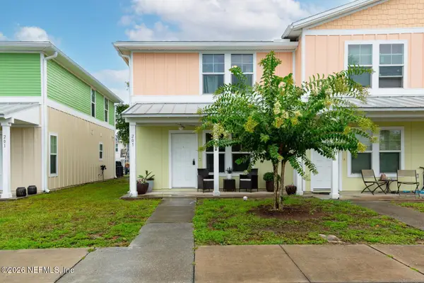 205 Oceangate Drive, Atlantic Beach, FL 32233
