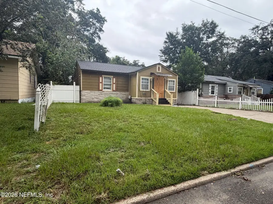 277 E 46th Street, Jacksonville, FL 32208 - #2