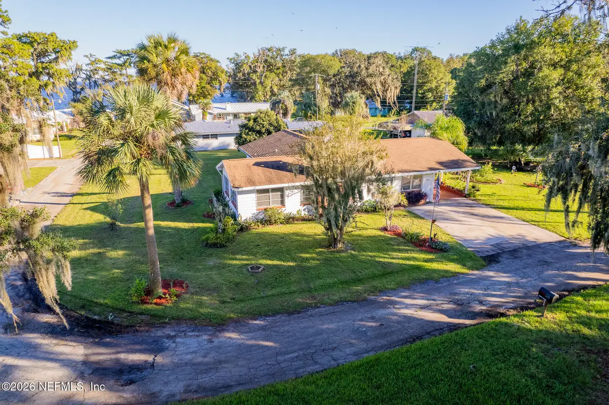 105 Paradise Circle, Crescent City, FL 32112 - #1