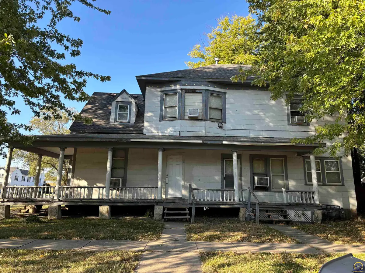 502 Neosho St, Emporia, KS 66801 - #1