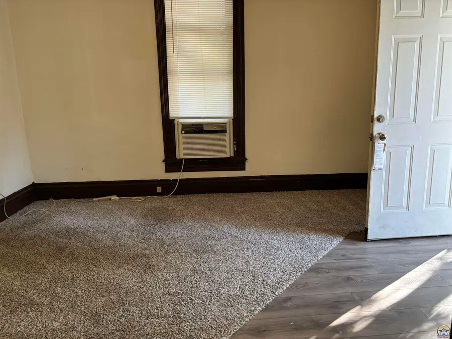 502 Neosho St, Emporia, KS 66801 - #2