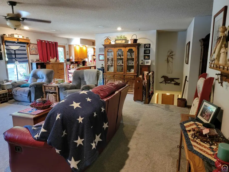 2225 Redwood Ave, Emporia, KS 66801-4964 - Image #3