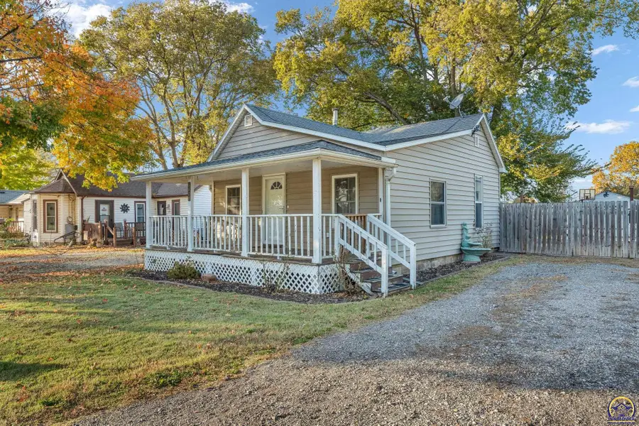 1608 NW 8th St, Topeka, KS 66608 - Image #3