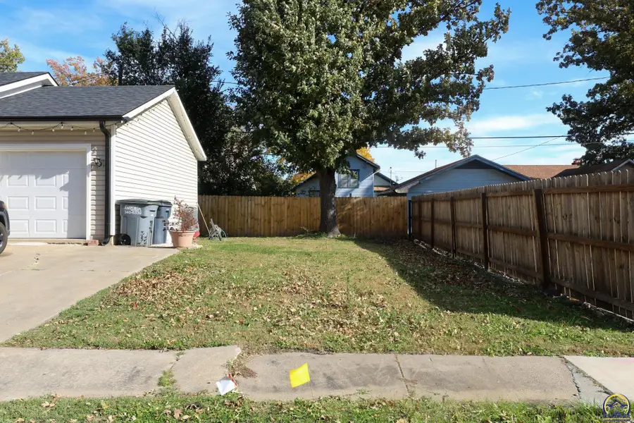 620/618 Wilson St, Emporia, KS 66801 - Image #3