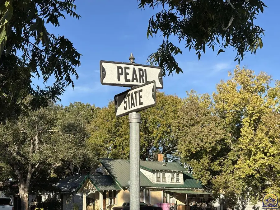 348 State St, Cottonwood Falls, KS 66845 - Image #3