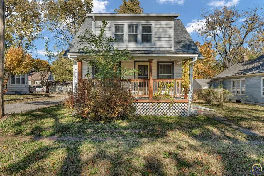 1830 SW Willow Ave, Topeka, KS 66606 - Image #3