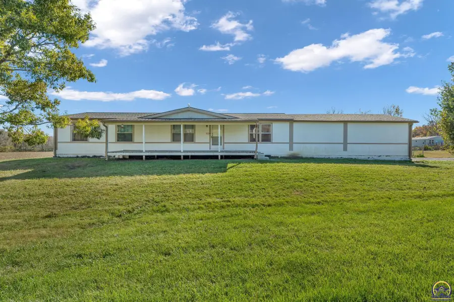 2831 SE 101st St, Berryton, KS 66409 - Image #3