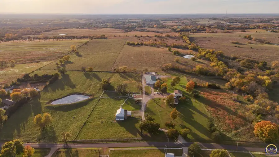 7731 NE Indian Creek Rd, Topeka, KS 66617 - Image #2