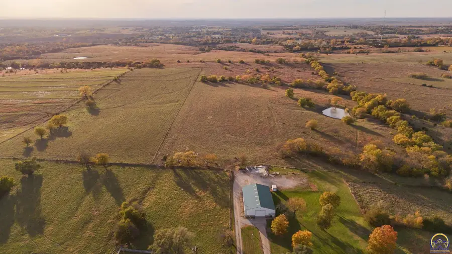 7731 NE Indian Creek Rd, Topeka, KS 66617 - Image #3