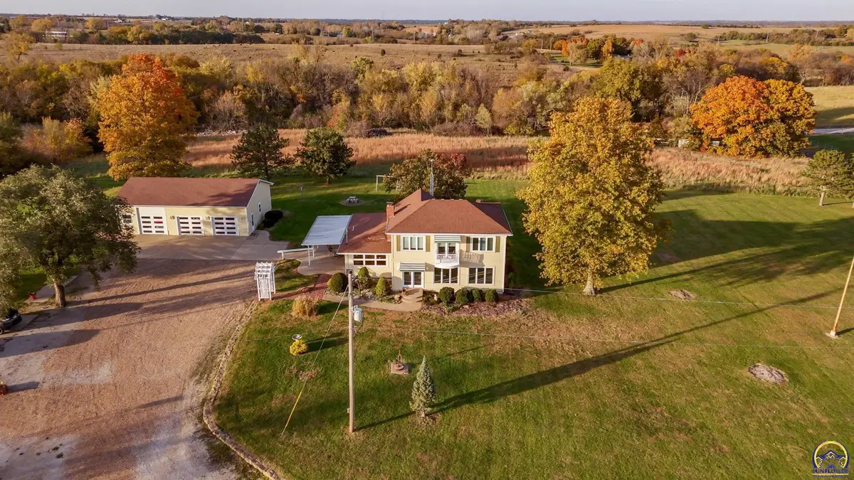 7731 NE Indian Creek Rd, Topeka, KS 66617 - Image #1