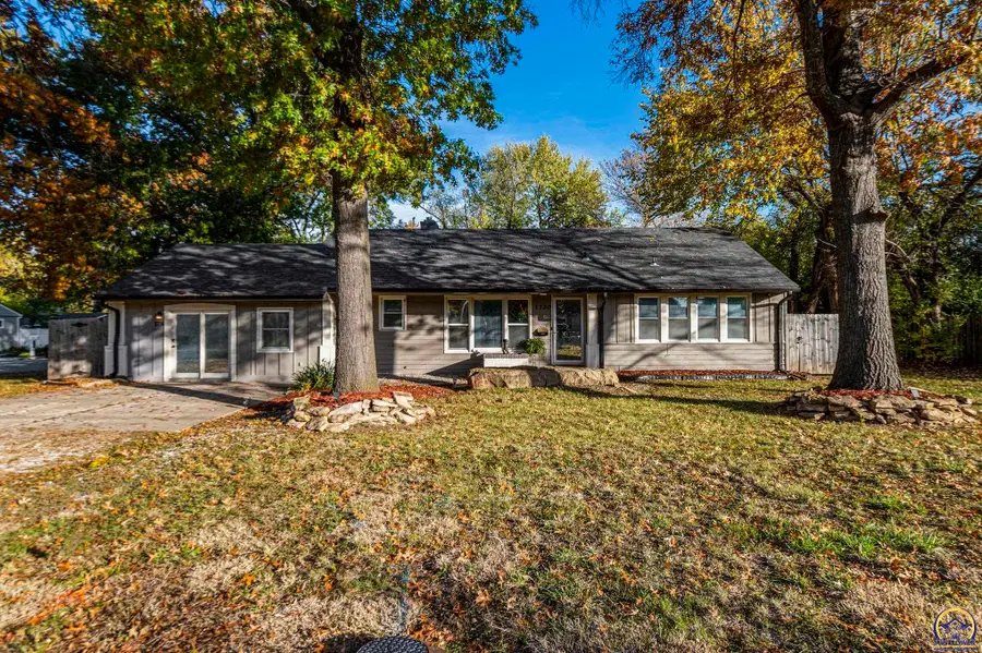 1730 SW 37th St, Topeka, KS 66614 - Image #3