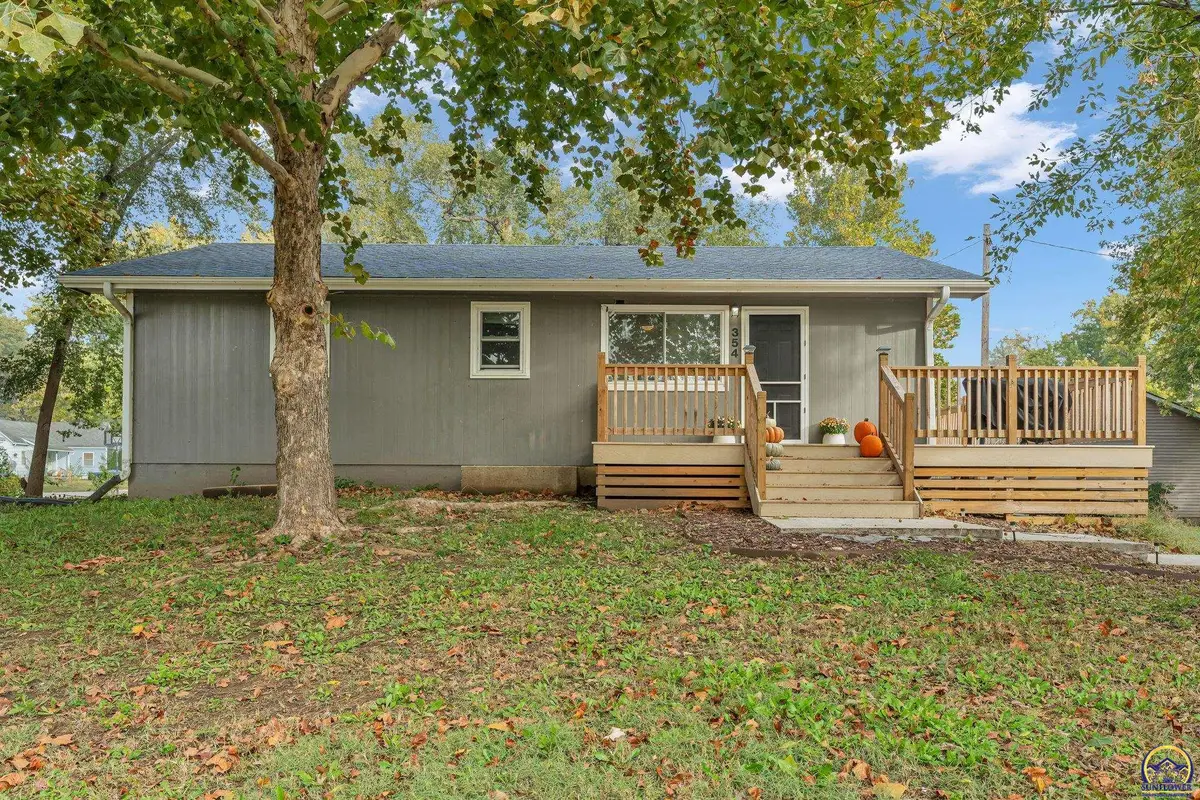 354 E Anderson St, Rossville, KS 66533 - Image #1