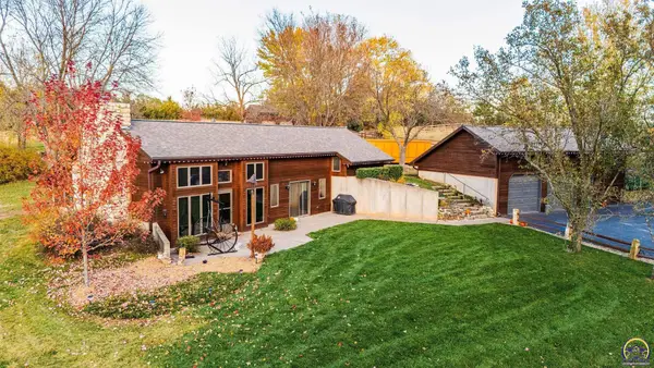 16755 Say Rd, Wamego, KS 66547